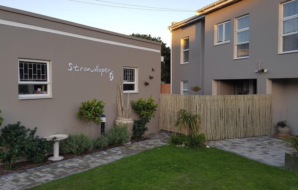 הרמנוס Strandloper Apartments מראה חיצוני תמונה